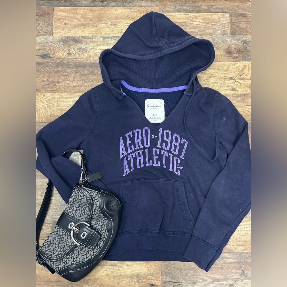 Y2K Aeropostale Women's Dark Blue and Purple Hoodie